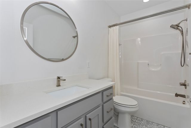 1249 S Wildfire Avenue, West Des Moines, IA 50266