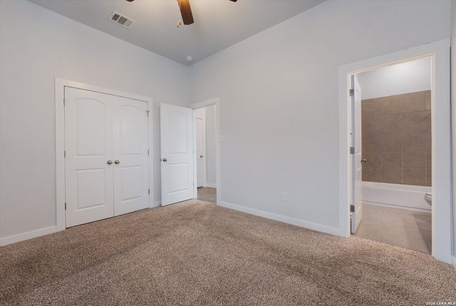 15729 La Subida, Helotes, TX 78023