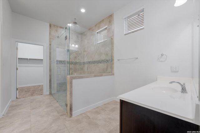 15729 La Subida, Helotes, TX 78023