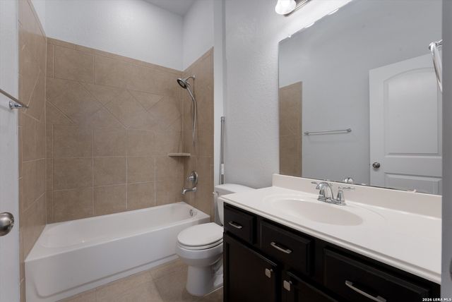 15729 La Subida, Helotes, TX 78023