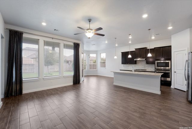 15729 La Subida, Helotes, TX 78023
