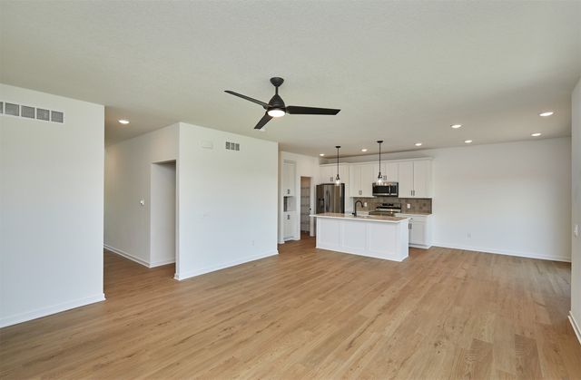 1069 NW Macarthur Lane, Waukee, IA 50263