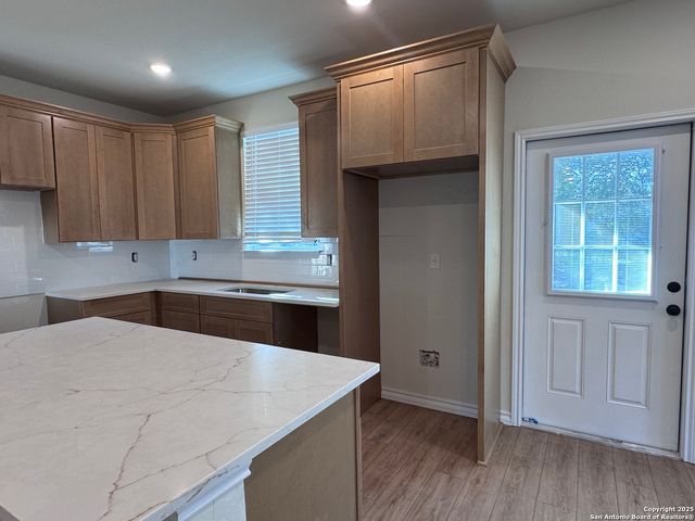 346 Walton Ave, San Antonio, TX 78225