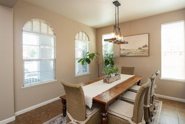 1879 Silvio Way, Oakdale, CA 95361