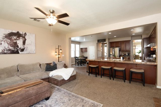 1879 Silvio Way, Oakdale, CA 95361