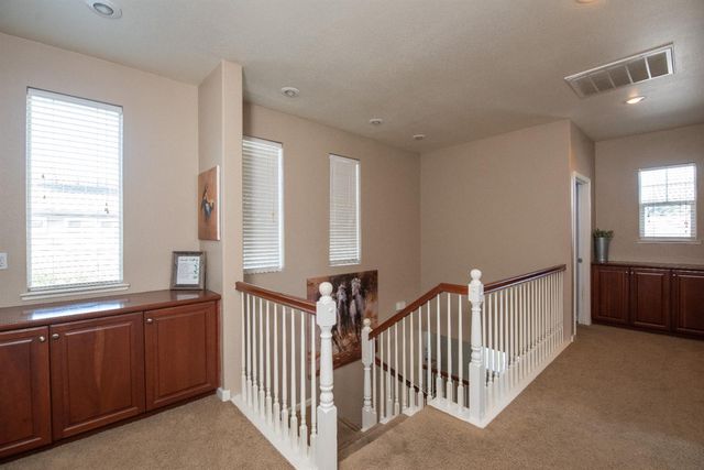 1879 Silvio Way, Oakdale, CA 95361