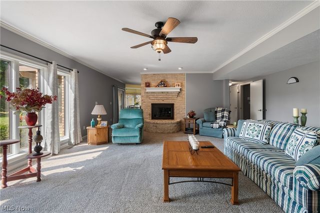 3896 Edison Street NE, Hartville, OH 44632