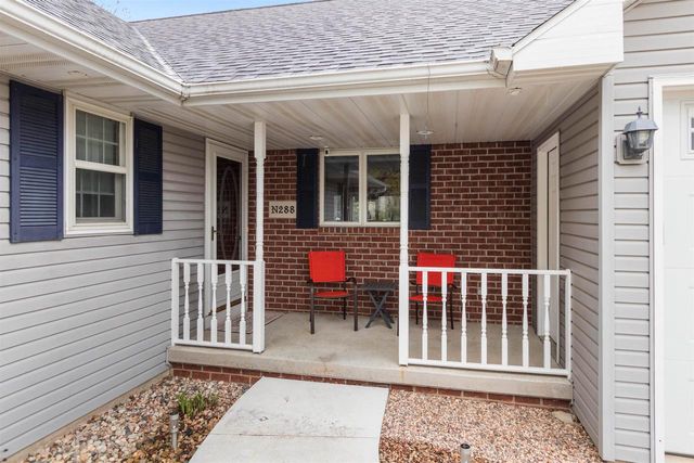 N288 CANDLELITE WAY, Appleton, WI 54915