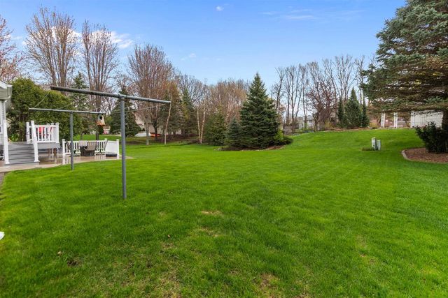 N288 CANDLELITE WAY, Appleton, WI 54915