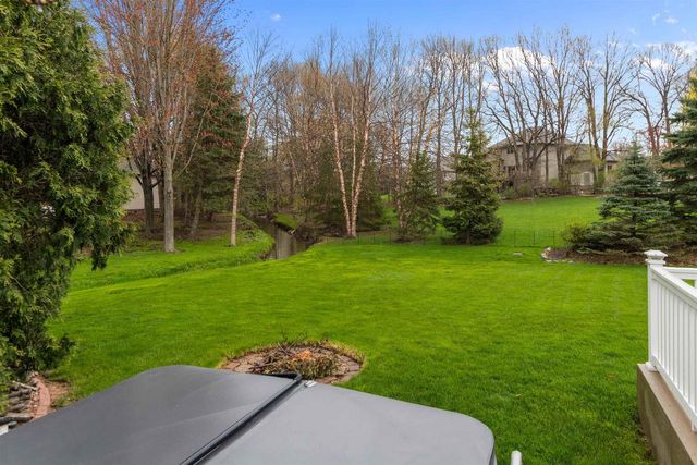 N288 CANDLELITE WAY, Appleton, WI 54915