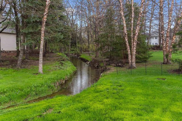 N288 CANDLELITE WAY, Appleton, WI 54915
