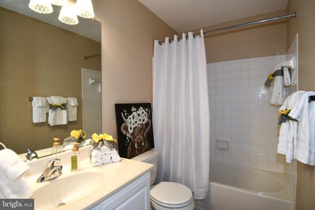3582 DELL CT, Warrenton, VA 20187