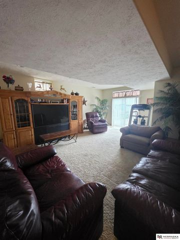 9502 S 27th Street, Bellevue, NE 68147