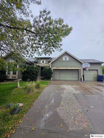 9502 S 27th Street, Bellevue, NE 68147
