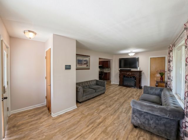 5259 Knox Avenue N, Minneapolis, MN 55430