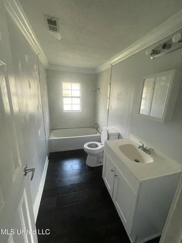 4831 Community Avenue, Moss Point, MS 39563