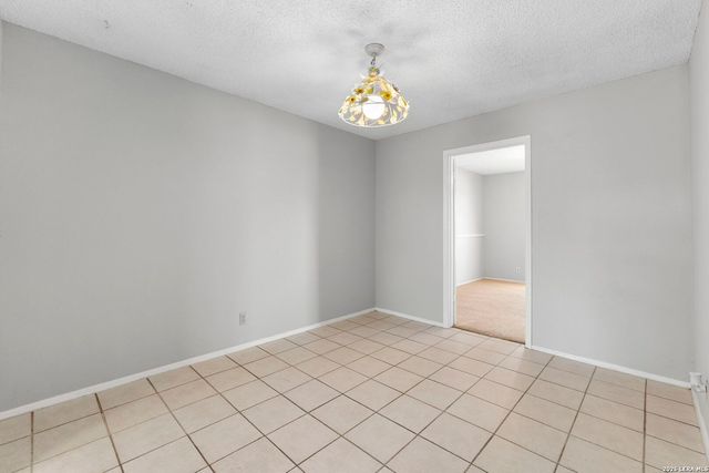 5815 Echoway, San Antonio, TX 78247