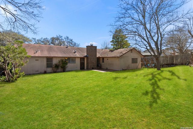 5815 Echoway, San Antonio, TX 78247