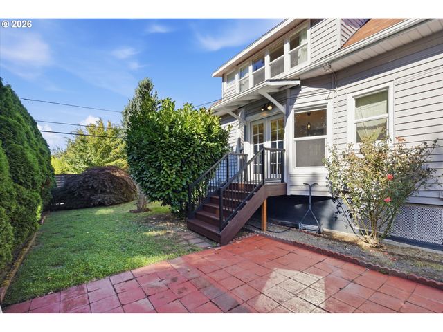 4806 N GANTENBEIN Ave, Portland, OR 97217