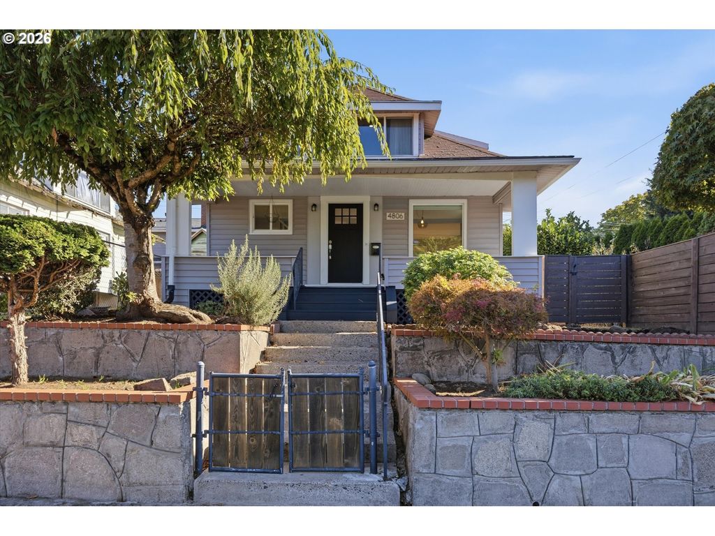 4806 N GANTENBEIN Ave, Portland, OR 97217
