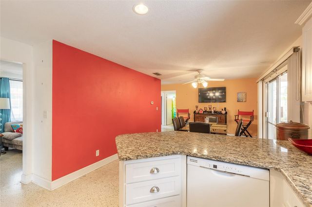 3011 N OLEANDER AVENUE, Daytona Beach, FL 32118