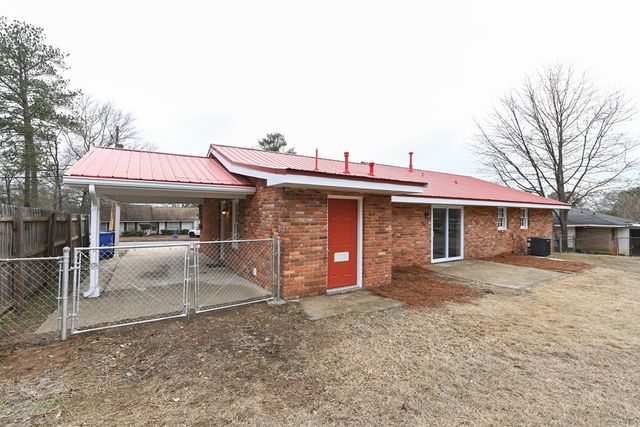 718 Wedron Drive, Columbus, GA 31907