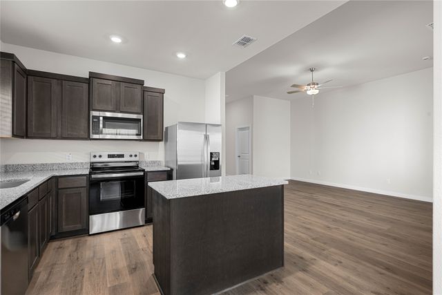 1727 Paul Drive, Seagoville, TX 75159