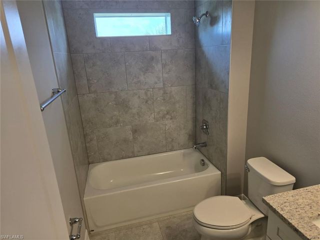 1924 Holyoke AVE, Lehigh Acres, FL 33972