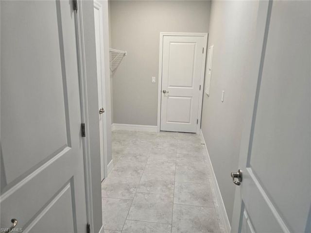 1924 Holyoke AVE, Lehigh Acres, FL 33972
