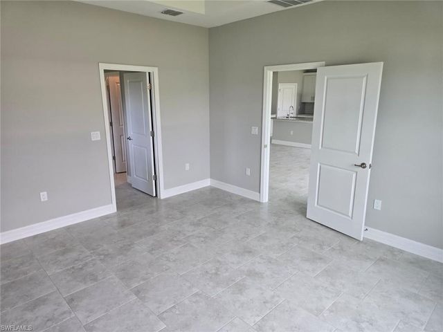 1924 Holyoke AVE, Lehigh Acres, FL 33972