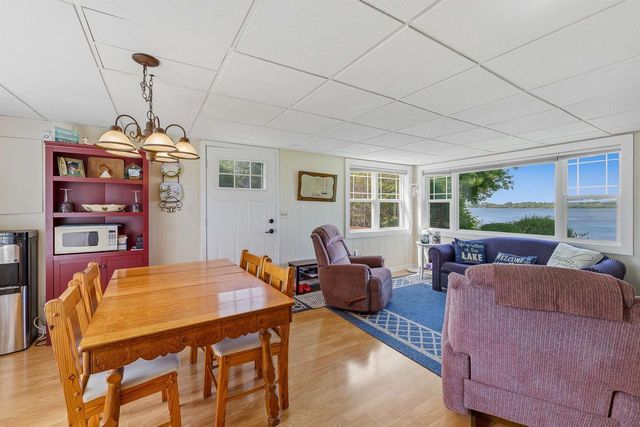 W10300 Sunny Point Road, Beaver Dam, WI 53916