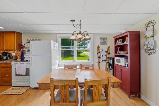 W10300 Sunny Point Road, Beaver Dam, WI 53916