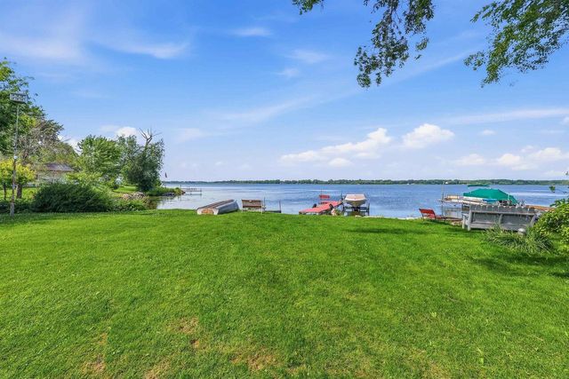 W10300 Sunny Point Road, Beaver Dam, WI 53916