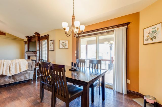 8517 W Candlewood Ct, Wichita, KS 67205