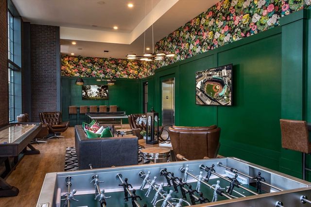 72 Flint 1307, Salem, MA 01970