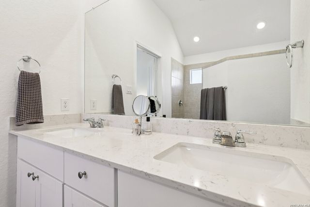 8908 Luciano, Seguin, TX 78155