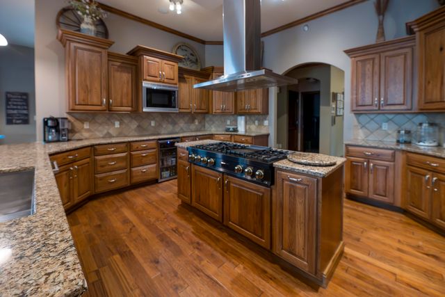 16175 N OLD NO 7, Harrisburg, MO 65256