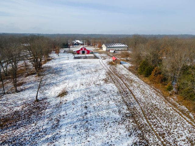 16175 N OLD NO 7, Harrisburg, MO 65256