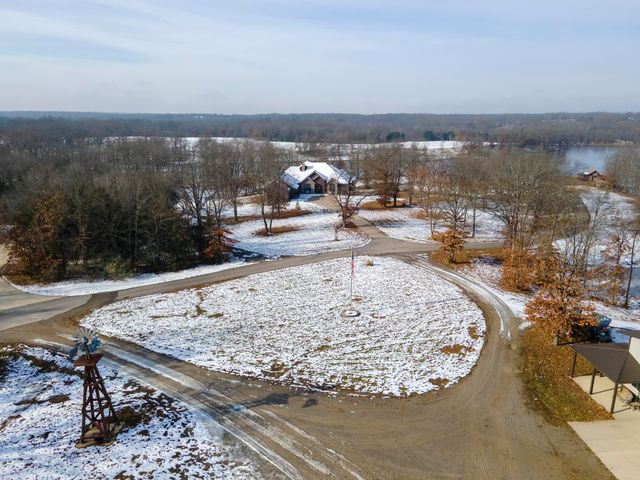 16175 N OLD NO 7, Harrisburg, MO 65256