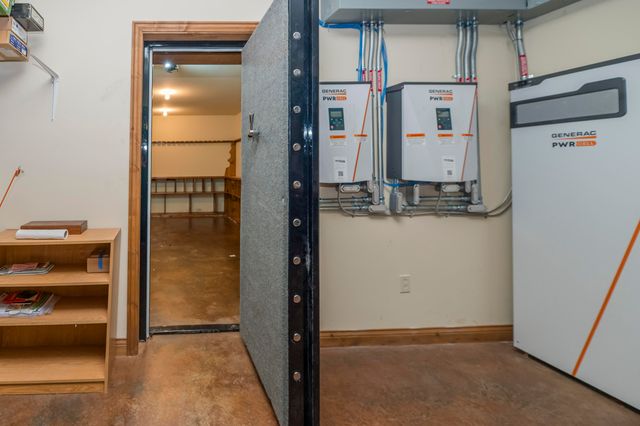 16175 N OLD NO 7, Harrisburg, MO 65256