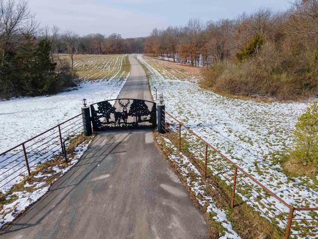 16175 N OLD NO 7, Harrisburg, MO 65256