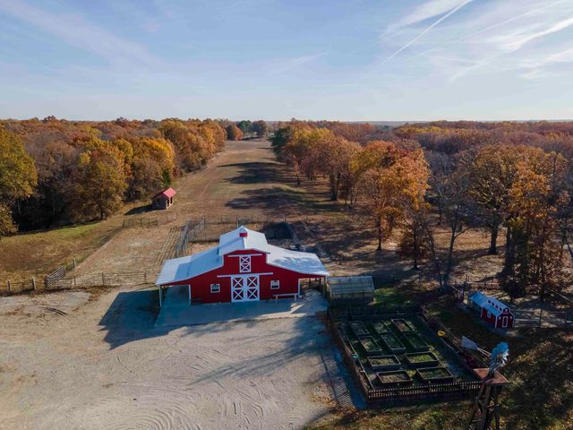 16175 N OLD NO 7, Harrisburg, MO 65256