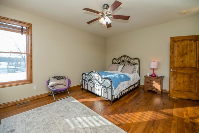 16175 N OLD NO 7, Harrisburg, MO 65256