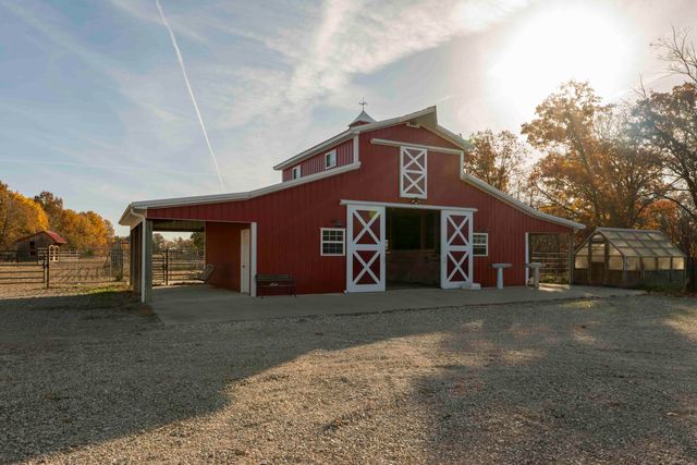 16175 N OLD NO 7, Harrisburg, MO 65256