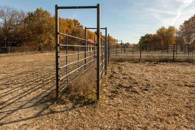 16175 N OLD NO 7, Harrisburg, MO 65256