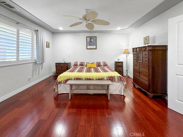 10700 Meadow Glen Way E, Escondido, CA 92026