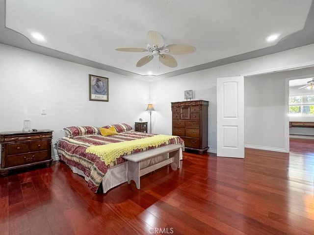 10700 Meadow Glen Way E, Escondido, CA 92026