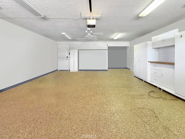 10700 Meadow Glen Way E, Escondido, CA 92026