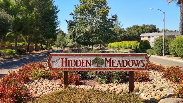 10700 Meadow Glen Way E, Escondido, CA 92026