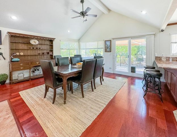 10700 Meadow Glen Way E, Escondido, CA 92026